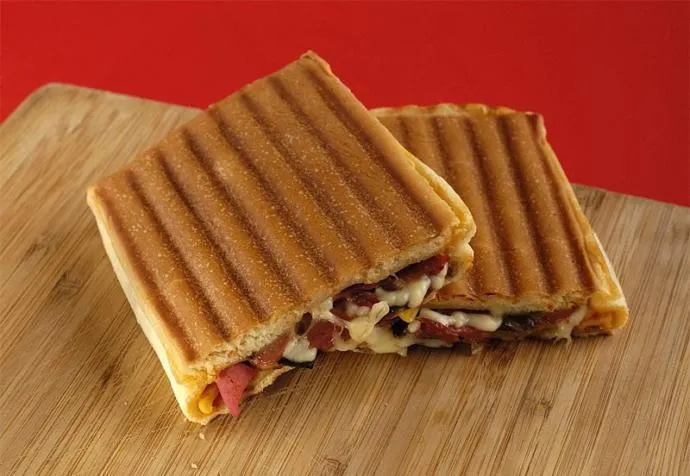 Pizza Tost + Patates